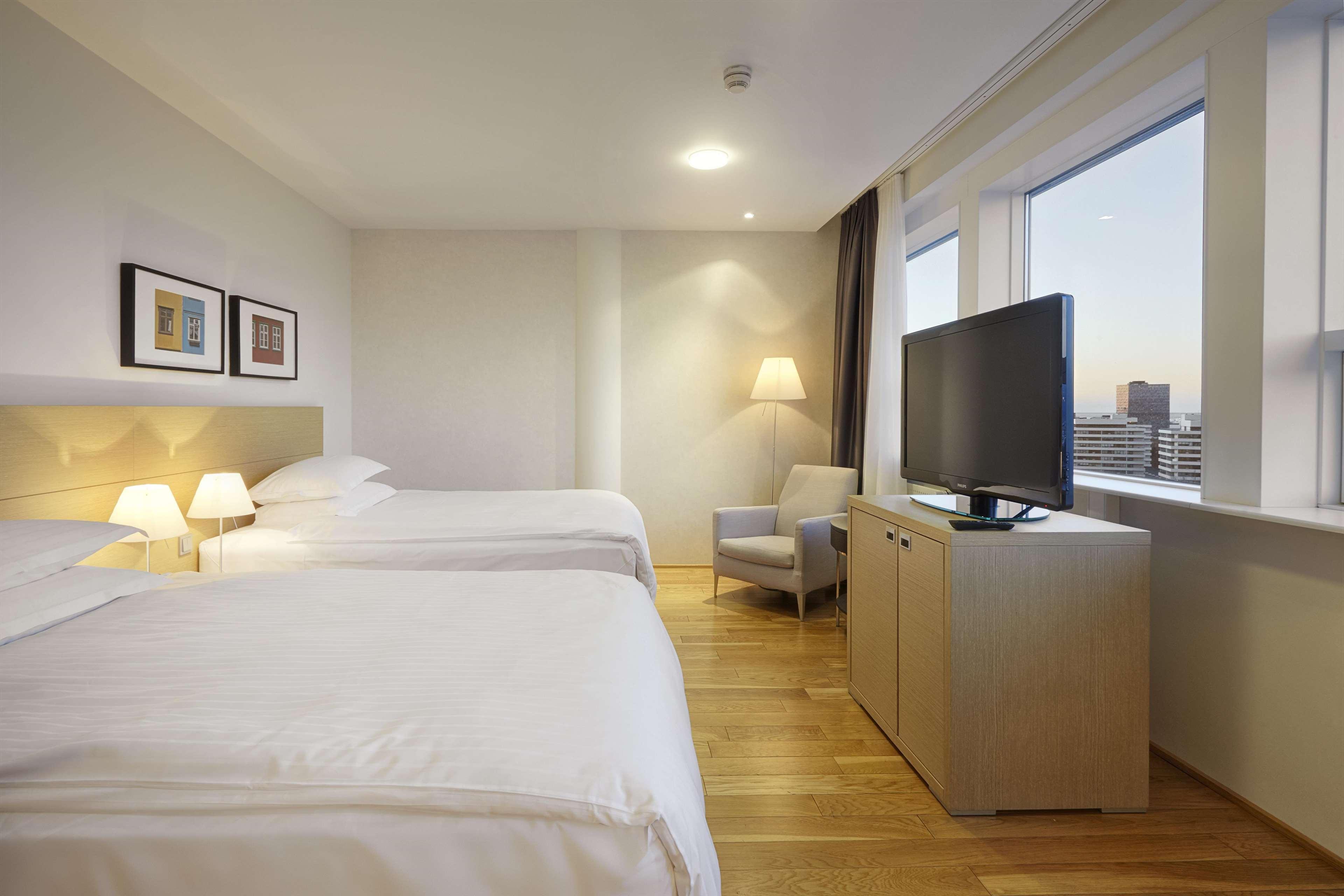 Готель Hilton Reykjavik Nordica Екстер'єр фото