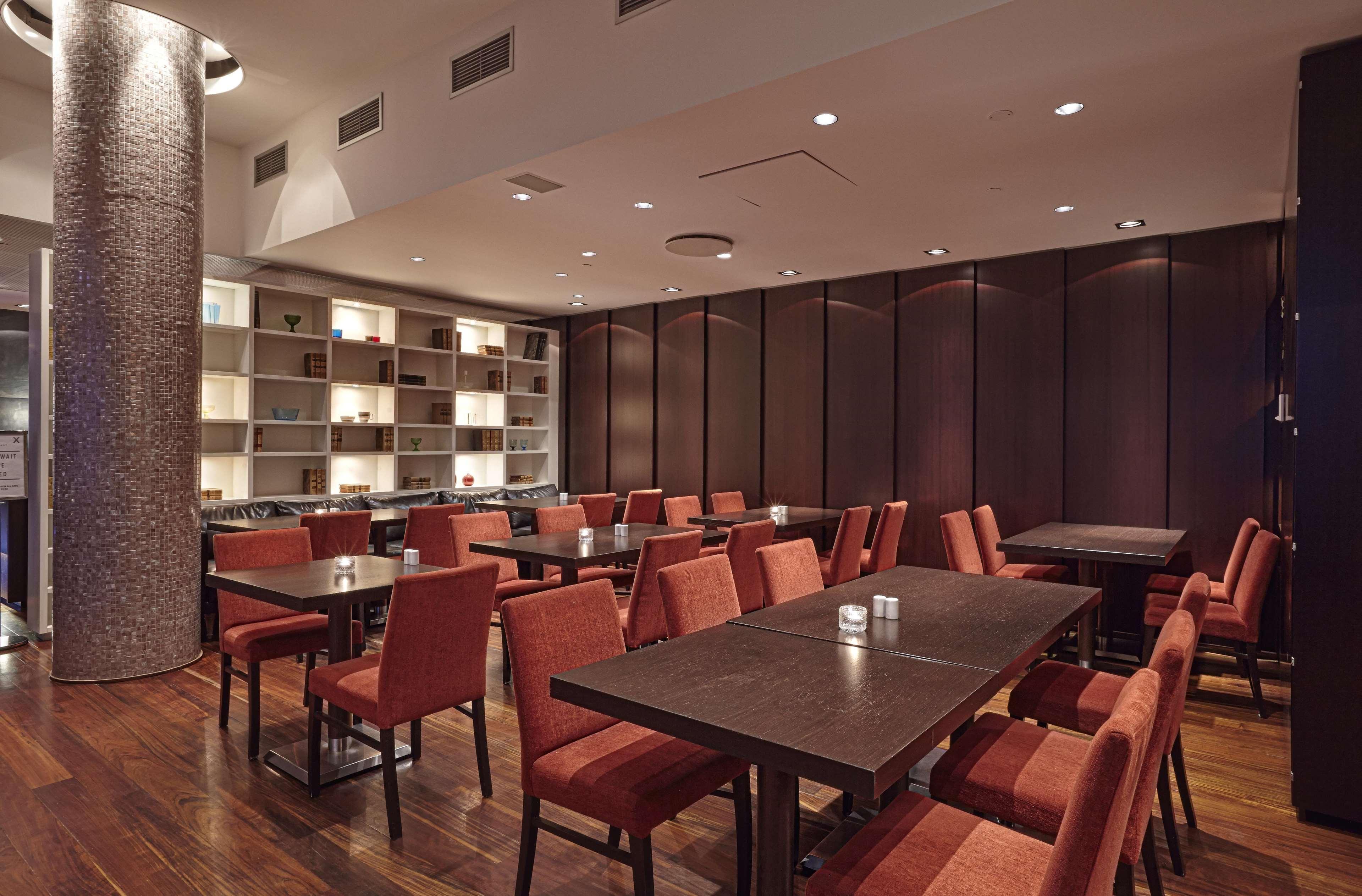 Готель Hilton Reykjavik Nordica Екстер'єр фото