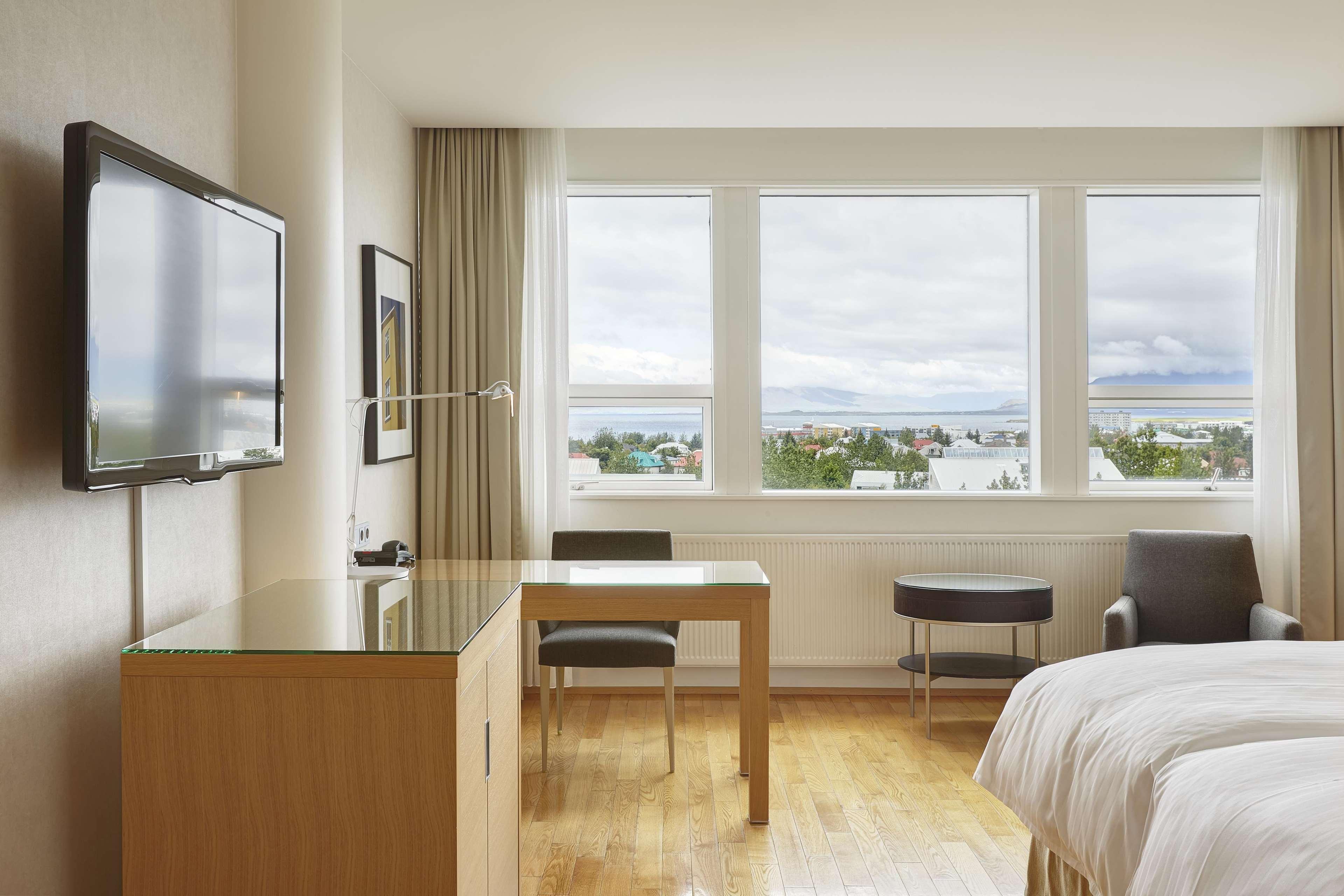 Готель Hilton Reykjavik Nordica Екстер'єр фото