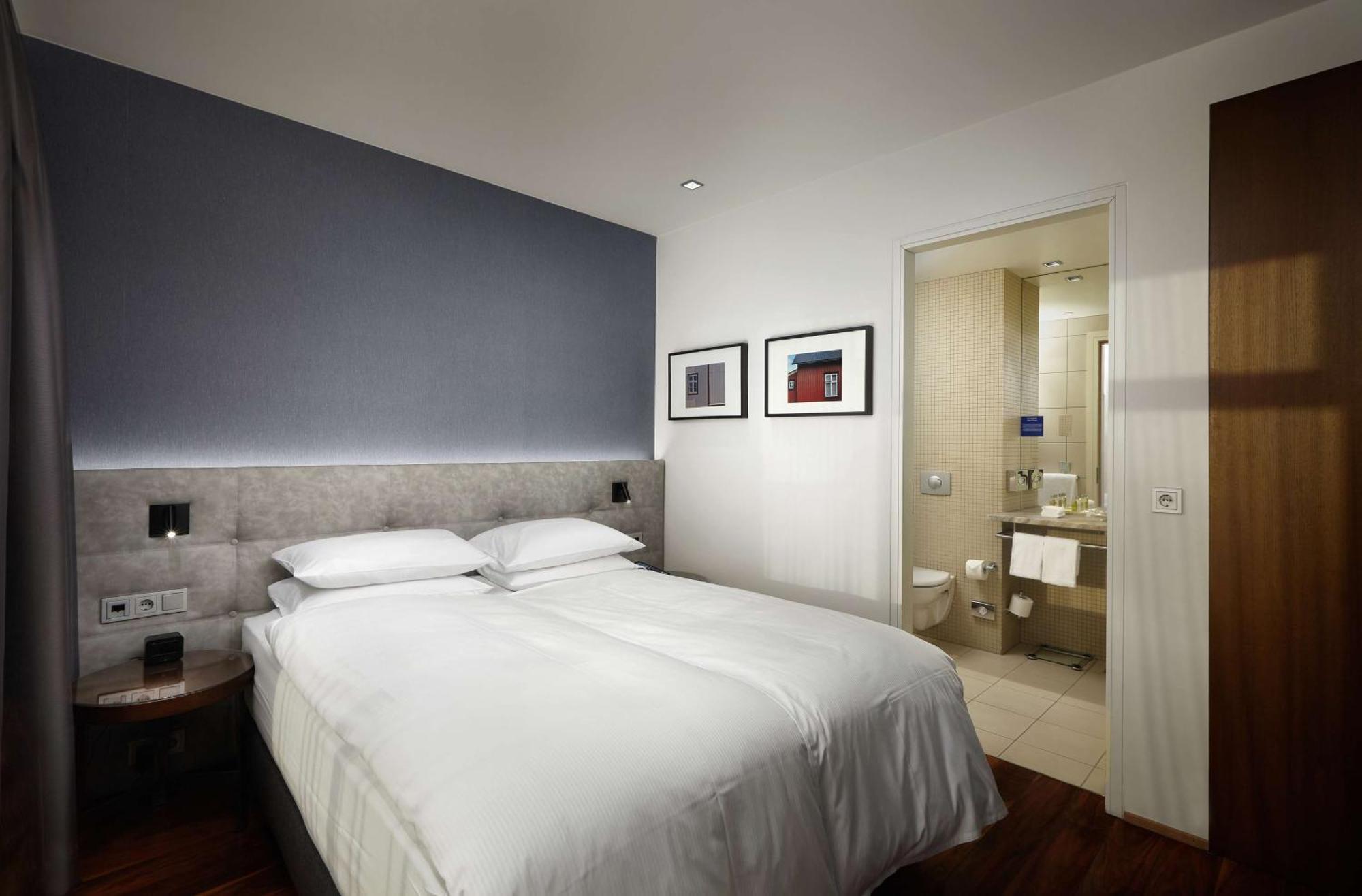 Готель Hilton Reykjavik Nordica Екстер'єр фото