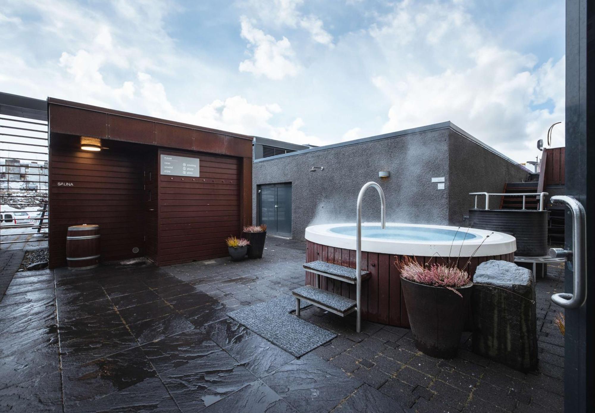 Готель Hilton Reykjavik Nordica Екстер'єр фото